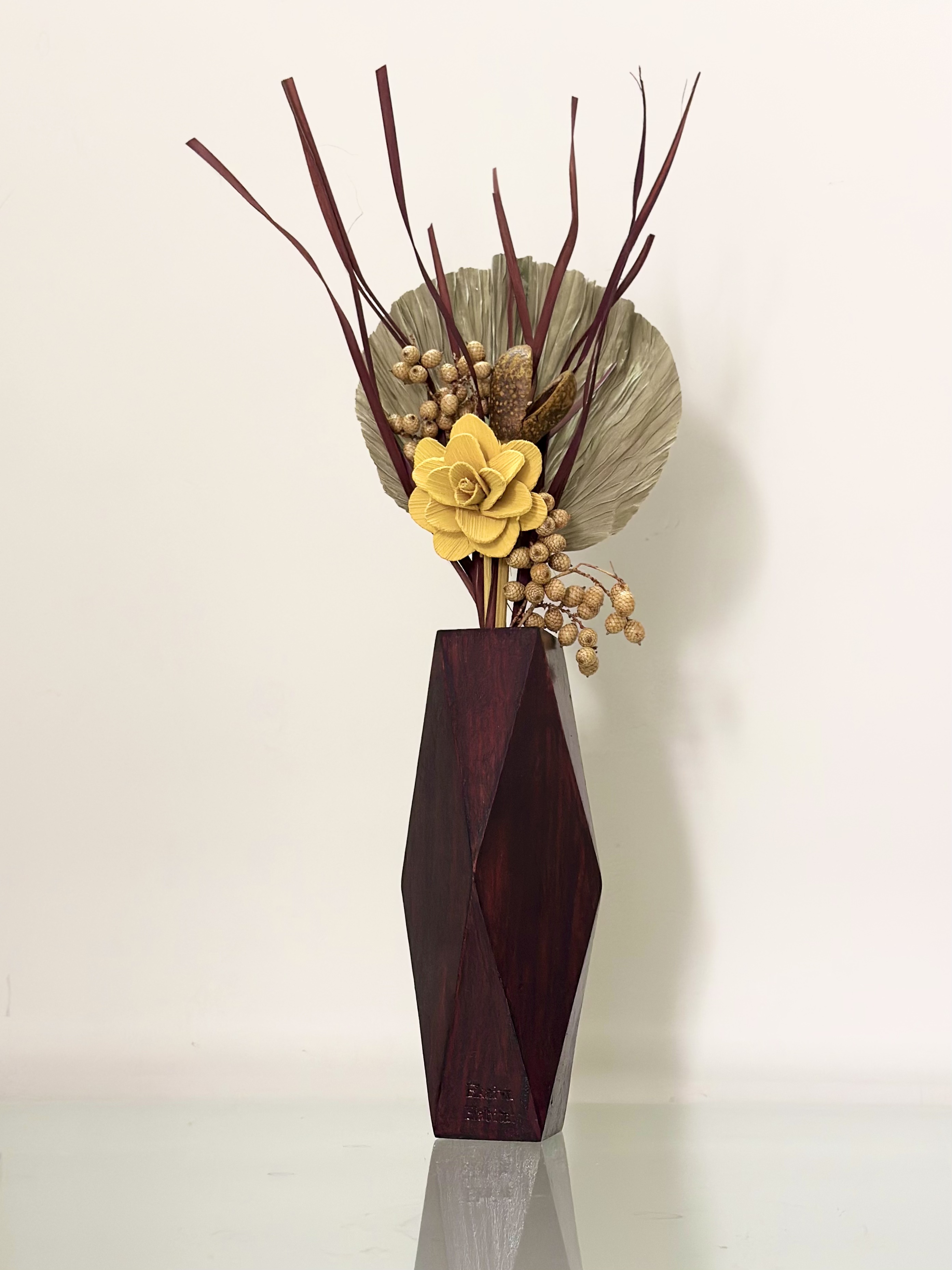 AuraFlow Vase [Choco Brown] - Image 1