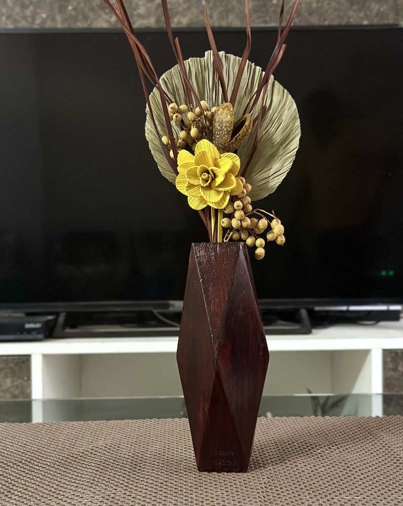 AuraFlow Vase [Choco Brown]